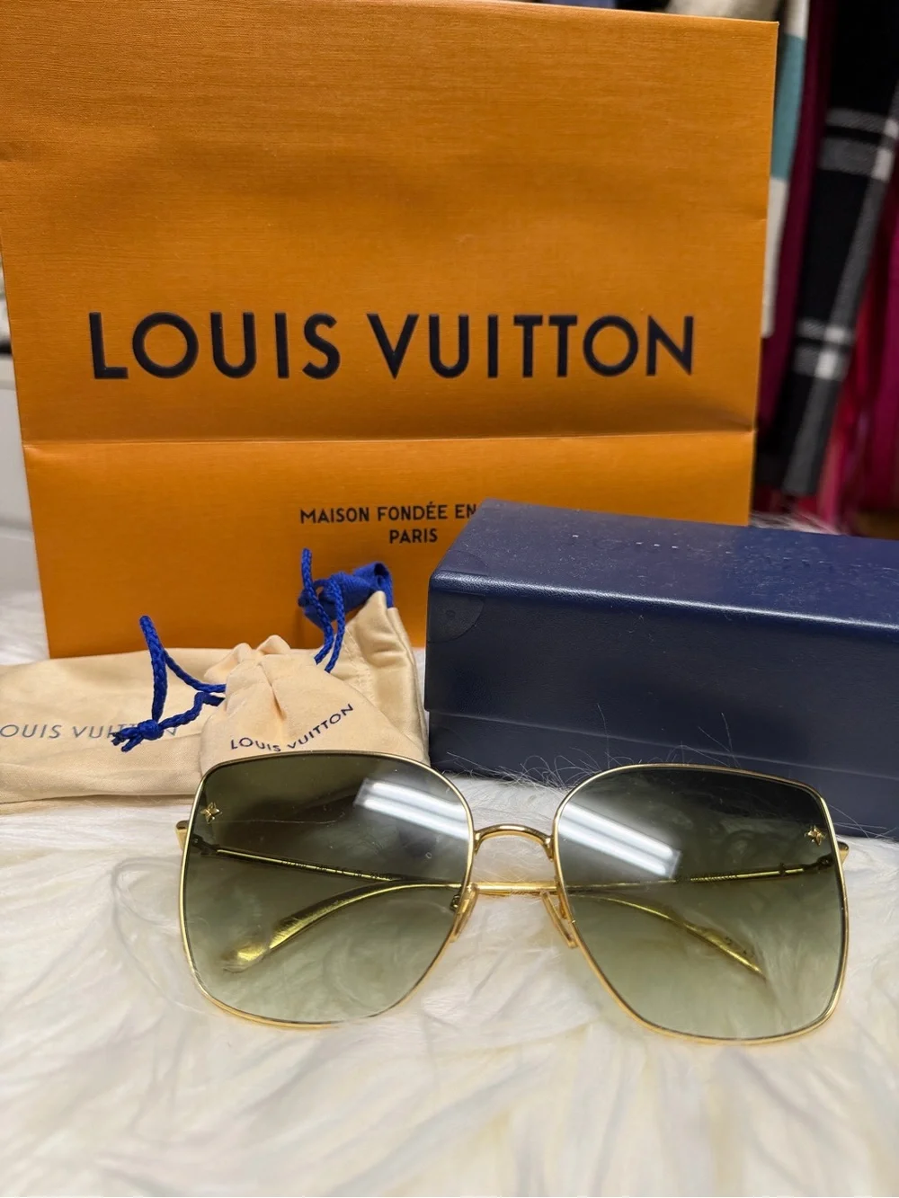 Louis Vuitton Charm Cat Eye Gold Frame Sunglasses with Green Gradient Lenses
